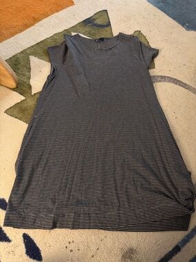 GAP | Black and White Striped Casual Shift Dress